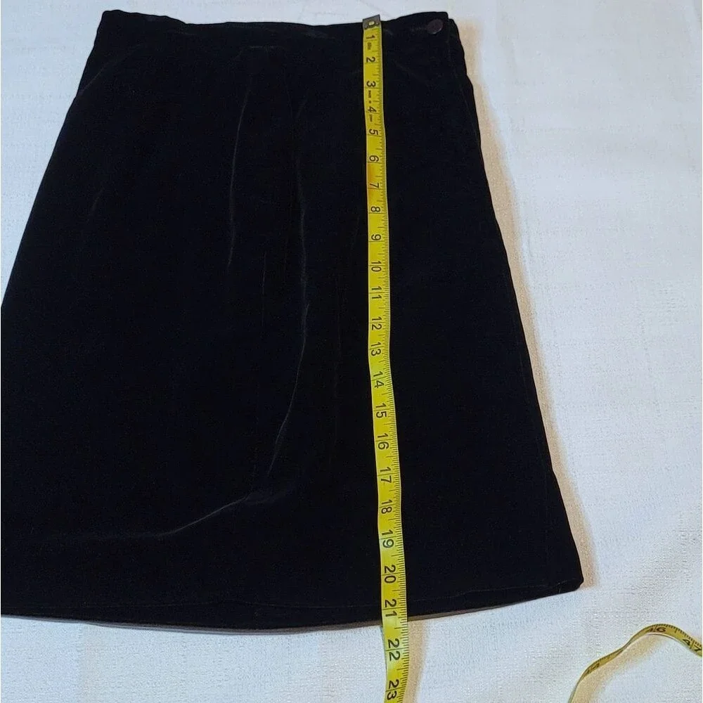 Jessica McClintock Black Velvet Skirt Size 4
